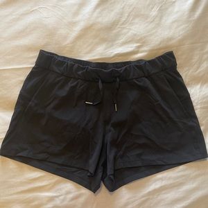 Lululemon On The Fly Short